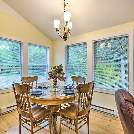 Charming Retreat Near Downtown Frankfort And Beaches Екстер'єр фото