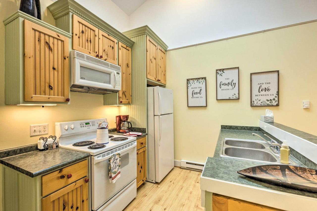Charming Retreat Near Downtown Frankfort And Beaches Екстер'єр фото