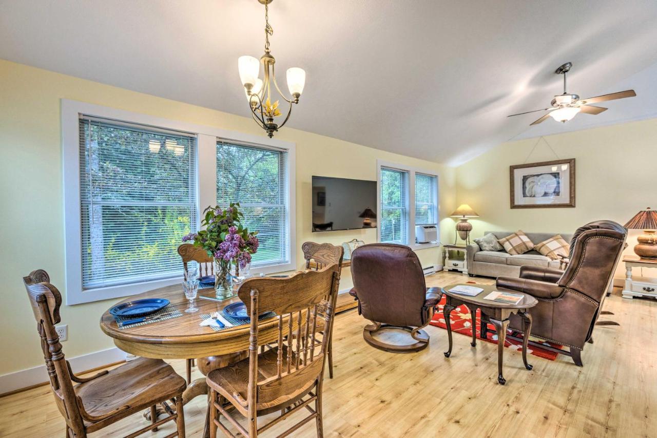 Charming Retreat Near Downtown Frankfort And Beaches Екстер'єр фото